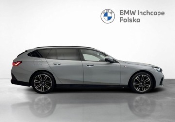 BMW Seria 5 G90-91 Touring 2.0 520d 197KM 2025 BMW Seria 5 520d xDrive, M Pakiet sportowy, Faktura, Gwarancja, Bezwypadko, zdjęcie 5