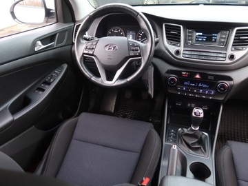 Hyundai Tucson III SUV 1.6 GDI 132KM 2018 Hyundai Tucson 1.6 GDI, Salon Polska, Serwis ASO, zdjęcie 6