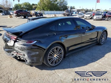 Porsche Panamera II Liftback 3.0 330KM 2017 Porsche Panamera Panamera 4 2017, zdjęcie 3