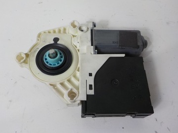 AUDI A3 II 8P MOTOREK MECHANIZMUS OPUSTIT OKNO 801G