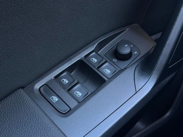 Seat Arona Crossover Facelifting 1.0 TSI 110KM 2023 Seat Arona 1.0TSI 110KM, Salon PL, GWARANCJA, VAT23 Benzyna 110KM, zdjęcie 33