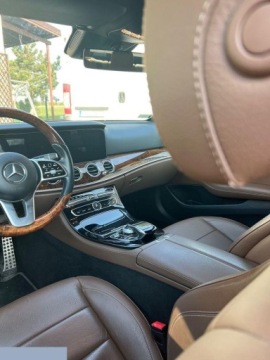 Mercedes Klasa E W213 Limuzyna 2.9 350d 286KM 2019 Mercedes-Benz Klasa E 2.9 diesel 286KM 2019r 1 właściciel, ASO bezwypadkowy, zdjęcie 5