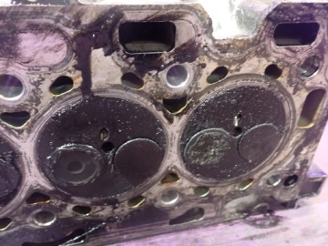 PEUGEOT 207 1.4 HDI 8V 8HZ КРЫШКА ГОЛОВКИ КЛАПАНОВ S18816H