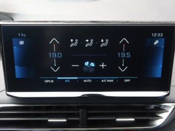 Peugeot 3008 II Crossover Facelifting  1.2 PureTech 130KM 2022 Peugeot 3008 1.2 PureTech, Salon Polska, zdjęcie 15