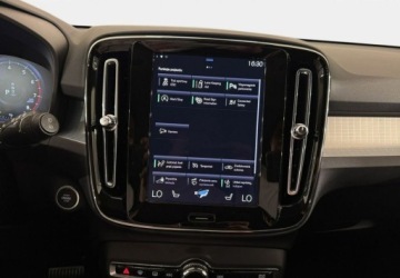 Volvo XC40 2022 Volvo XC 40 VAT 23 Momentum Pro 1.5 T3 163KM automat 2022 r., salon PL, I, zdjęcie 23