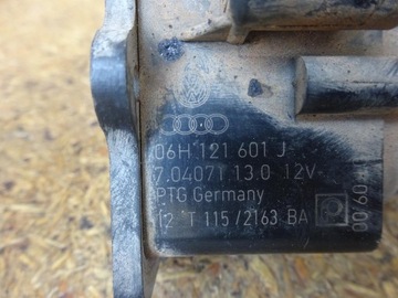 AUDI A4 B8 8K A5 8T 2.0 TDI FACELIFT PŘÍDAVNÁ PUMPIČKA VODY 06H121601J