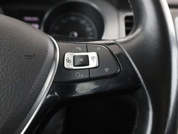 Volkswagen Golf Sportsvan Sportsvan 1.6 TDI BlueMotion 110KM 2015 Volkswagen Golf Sportsvan klimatyzacja grzane, zdjęcie 29