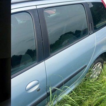DVEŘE LEVÝ ZADNÍ PEUGEOT 206 KOMBI 03-10 BARVA EYL