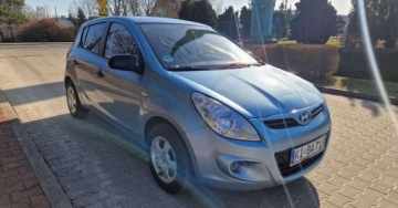 Hyundai i20 I Hatchback 5d 1.2 DOHC 78KM 2010 Hyundai i20 Hyundai i20 1.2 Comfort 1.2 Benzyna 78KM, zdjęcie 2