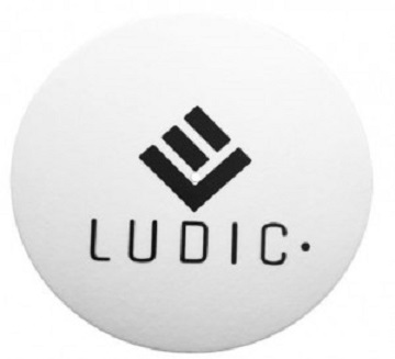 LUDIC AUDIO HEIMDALL NETFILTER СЕРЕБРЯНАЯ ПОЛОСКА С АУДИО-ВИДЕО ФИЛЬТРОМ 8 РАЗЪЕМОВ