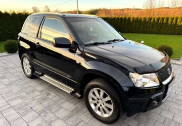 Suzuki Grand Vitara II SUV 1.6 i 16V 106KM 2008 Suzuki Grand Vitara Suzuki Grand Vitara 1.6 BlackampWhite 1.6 Benzyna, zdjęcie 2