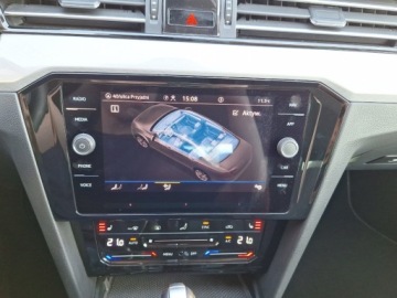 Volkswagen Passat B8 Variant Facelifting 1.5 TSI EVO 150KM 2022 Volkswagen Passat VW Passat 1.5 TSI Evo Business DSG IQ Drive pakiet Comfo, zdjęcie 28