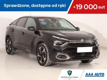 Citroen C4 III SUV 1.2 PureTech 130KM 2022 Citroen C4 1.2 PureTech, Salon Polska