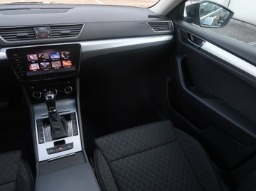 Skoda Superb III Liftback Facelifting 1.5 TSI 150KM 2019 Skoda Superb 1.5 TSI, Salon Polska, Serwis ASO, zdjęcie 7