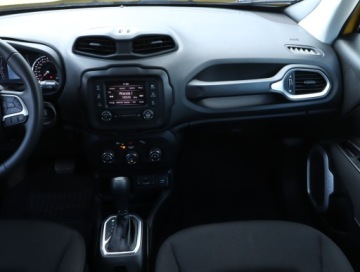 Jeep Renegade SUV Facelifting 1.3 GSE T4 Turbo 150KM 2018 Jeep Renegade 1.3 T-GDI, Salon Polska, Serwis ASO, zdjęcie 7