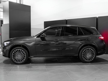 Mercedes GLC C254/X254 Coupe 2.0 200 204KM 2026 MERCEDES-BENZ GLC 200 4-Matic AMG Line Suv 204KM 2026, zdjęcie 3