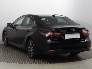 Toyota Camry IX Sedan 2.5 Hybrid Dynamic Force 218KM 2021 Toyota Camry 2.5 Hybrid, Salon Polska, zdjęcie 3