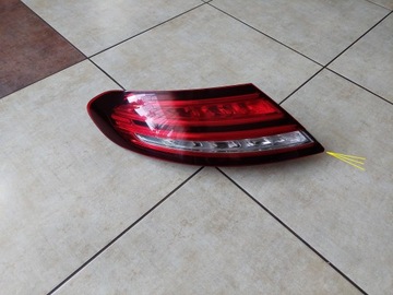 LEWY TYŁ - FULL LED - MERCEDES C KLASA W205 COUPE