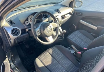 Mazda 2 II Hatchback 5d 1.3 86KM 2008 Mazda 2 1.3 Benzyna Klimatyzacja Radio El. szyby 1.3 Benzyna 86KM, zdjęcie 8
