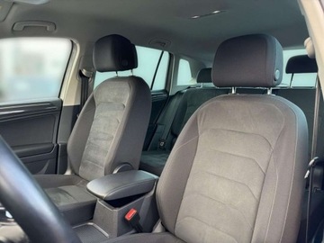 Volkswagen Tiguan II SUV 2.0 TSI 190KM 2019 Volkswagen Tiguan 190 KM 4Motion R-Line LED TOP Virtual Pakiety Salon, zdjęcie 10