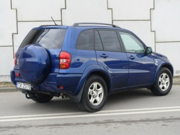 Toyota RAV4 II 2.0 16V D-4D 116KM 2005 Toyota RAV-4 2.0D4D116KM/4X4/Długie Opłaty, zdjęcie 10