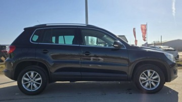 Volkswagen Tiguan I SUV 2.0 TDI CR DPF 140KM 2009 Volkswagen Tiguan 4 motion automat, zdjęcie 4
