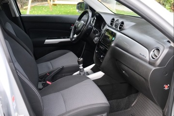 Suzuki Vitara III SUV 1.6 DDiS 120KM 2016 Suzuki Vitara DDiS 4x4 Allgrip nawigacja climatronic kamera zarejestrowany, zdjęcie 21