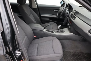 BMW Seria 3 E90-91-92-93 Touring E91 2.0 318d 143KM 2008 BMW 3 318 d, Klima, Klimatronic,ALU, El. szyby, zdjęcie 8