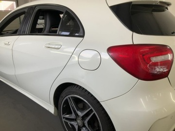 Mercedes Klasa A W176 Hatchback 5d 1.6 180 BlueEFFICIENCY 122KM 2014 Mercedes-Benz A-Klasse A 180 BlueEfficiency AMG Sport, zdjęcie 4