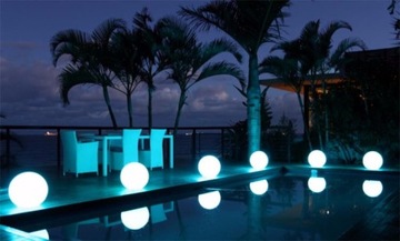 Садовый светильник на солнечной батарее, молочный, WHITE BALL 10см P011