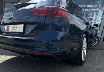 Volkswagen Passat B8 Variant Facelifting 2.0 TDI SCR 200KM 2022 Volkswagen Passat 2.0TDI 200KM 4MOTION Business DCC ACC Hak Webasto Matrix, zdjęcie 33