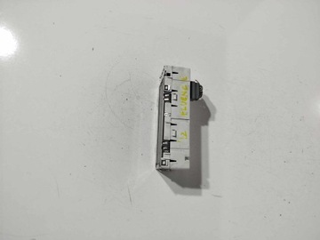 DISPLEJ AUTORÁDIO RENAULT FLUENCE 280348813R-A