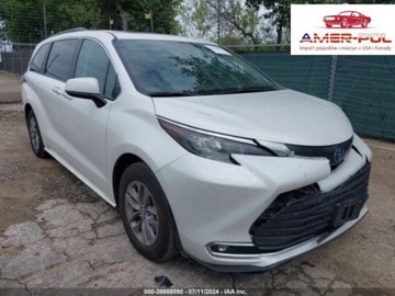 Toyota Sienna III 2024 Toyota Sienna 2024r, XLE, 2.5L, Hybrid 2.5 Hybryda 245KM