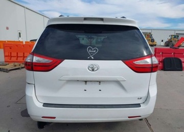 Toyota Sienna III 2017 Toyota Sienna LE, 8 Passenger, V6, od ubezpieczalni 3.5 Benzyna 296KM, zdjęcie 6