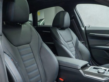 BMW Seria 4 G22-23-26 2025 BMW Seria 4 Gran Coupe M440i xDrive Sedan 3.0 (392KM) 2025, zdjęcie 13