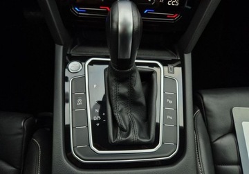 Volkswagen Passat B8 Variant Facelifting 2.0 TDI SCR 200KM 2021 Volkswagen Passat Business 2.0TDI 200KM DSG Hak Skora TravelAssist Kamera, zdjęcie 18