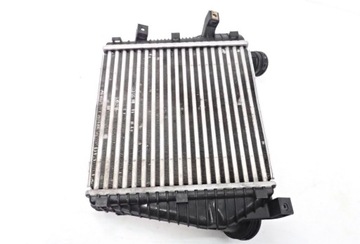 CHLADIČ INTERCOOLER PRAVÝ 7L6145804B AUDI Q7 4L