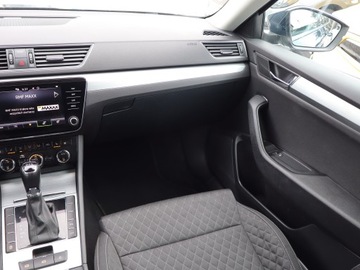 Skoda Superb III Kombi Facelifting 2.0 TDI SCR 150KM 2021 Skoda Superb 2.0 TDI, Salon Polska, 1. Właściciel, zdjęcie 7