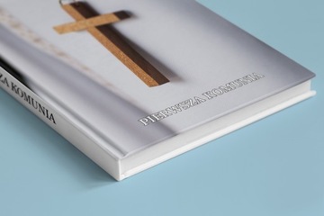 Фото-книга A4 Pawn 28 страниц, твердый перелет. Сувенир первого причастия