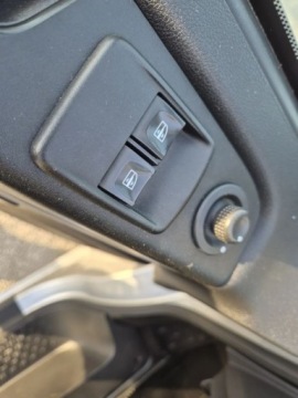 Renault Trafic III Furgon 1.6 Energy dCi 125KM 2017 Renault Trafic Brygadowka 9-osob przedluzany Klima 139tys km. Super Stan, zdjęcie 13