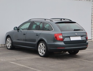 Skoda Superb II Outdoor 2.0 TDI CR DPF 170KM 2015 Skoda Superb 2.0 TDI, 167 KM, 4X4, DSG, Navi, zdjęcie 3