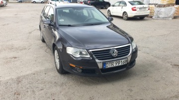 Volkswagen Passat B7 Variant 2.0 TDI CR DPF BlueMotion 140KM 2010 VW PASSAT Variant 2.0 TDI 140 KM DSG, zdjęcie 18