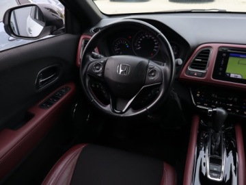 Honda HR-V II SUV Facelifting 1.5 VTEC TURBO 182KM 2020 Honda HR-V 1.5 i-VTEC Turbo, Salon Polska, zdjęcie 6