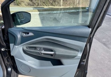 Ford C-MAX II Minivan 1.6 EcoBoost 150KM 2011 Ford Grand C-MAX Ford Grand C-MAX 1.6 EcoBoost Edition ASS 1.6 Benzyna, zdjęcie 23