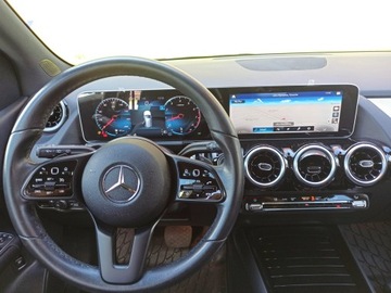 Mercedes Klasa B W247 Sports Tourer 2.0 220 190KM 2019 Mercedes B 220 4 MATIC, salon, I wł. serwis ASO, zdjęcie 16