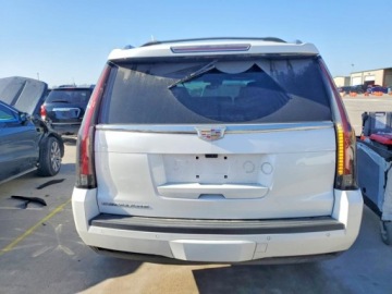 Cadillac Escalade III 2020 Cadillac Escalade Platinum 2020 6.2 Benzyna 420KM, zdjęcie 2