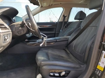 BMW Seria 7 G70 2022 BMW Seria 7 740 XI 2022 3.0l 3.0 Benzyna 335KM, zdjęcie 7