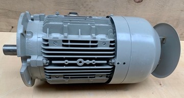 Фланцевый электродвигатель мощностью 1,5 кВт, 935 об/мин.