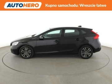 Volvo V40 II 2019 Volvo V40 Momentum navi PDC tempomat LED, zdjęcie 1