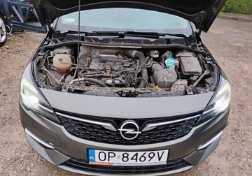 Opel Astra K Sportstourer Facelifting 1.2 Turbo 130KM 2021 Opel Astra 2021r, SALON POLSKA. 1.2 Benzyna. Uszkodzony prawy tyl. Jezdzi., zdjęcie 4